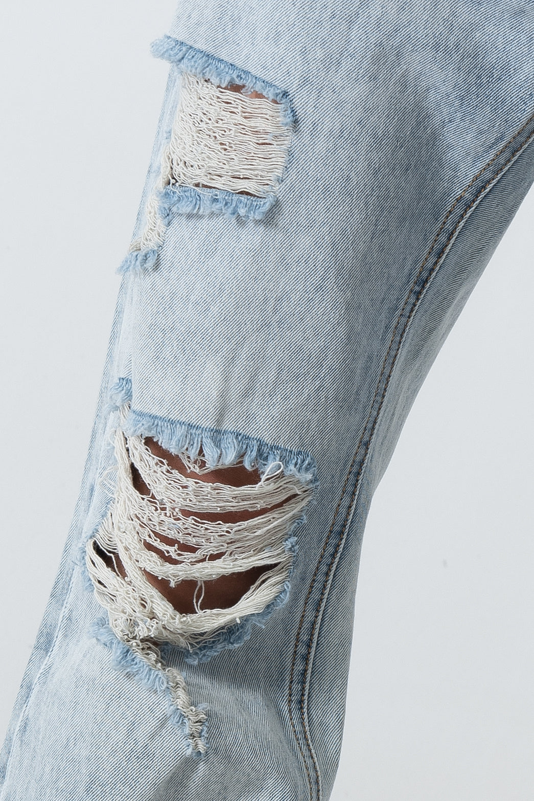 Street-feel Ripped Denim Slight Stretch Jeans