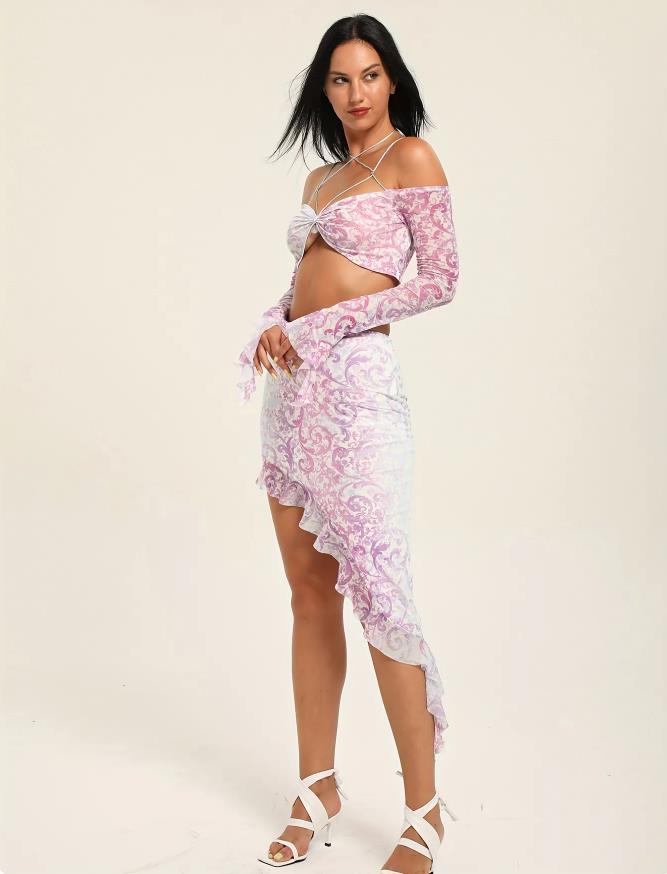 Women's Summer Two Piece Set Vintage Print Irregular Skirt Hem Mini Skirt Backless Halterneck Sleeves Crop Top Beach