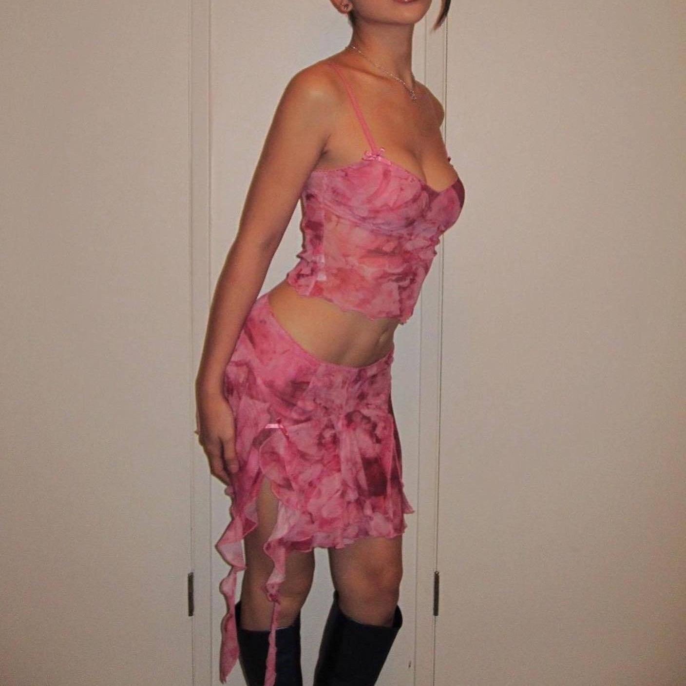 Hot girls printing sling perspective irregular skirt fashion suit female